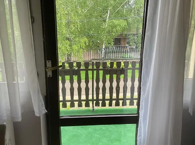 La Casa Del *
